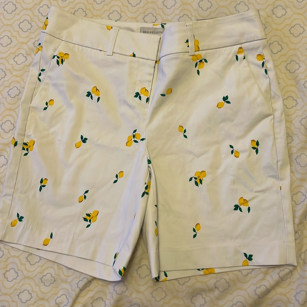 Van Heusen super stretch short size 2